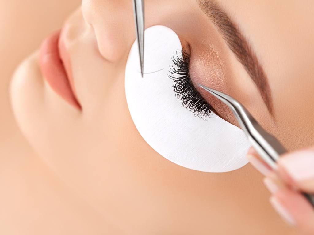 Wimpernverlängerung Wimpernliebe 1:1 Ausbildung